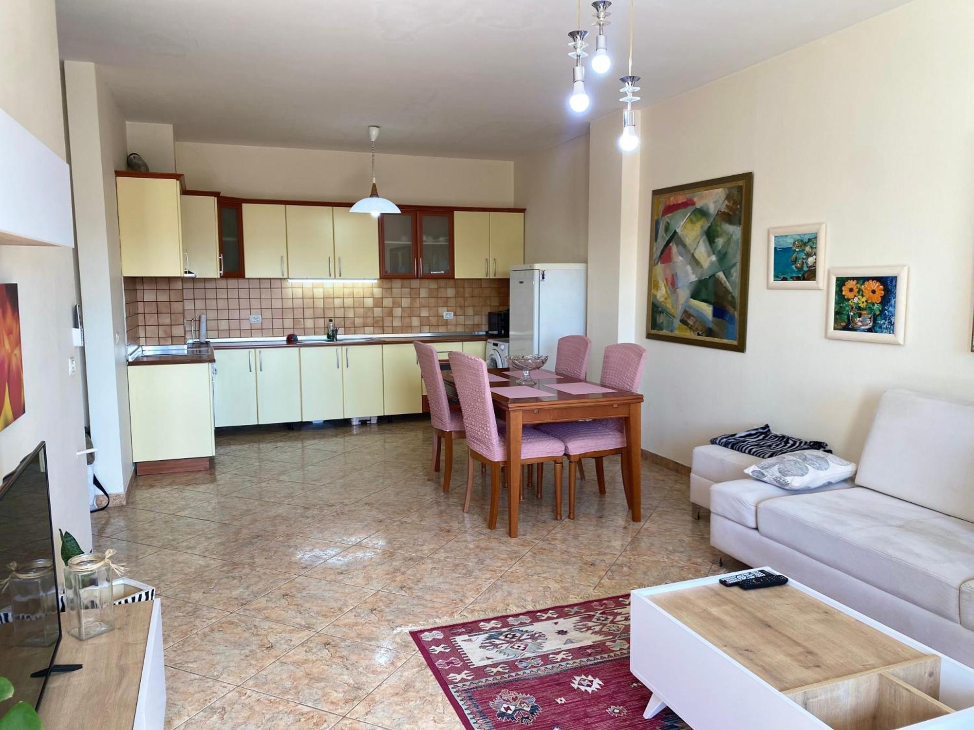 Rtsh Apartment Тирана Екстер'єр фото